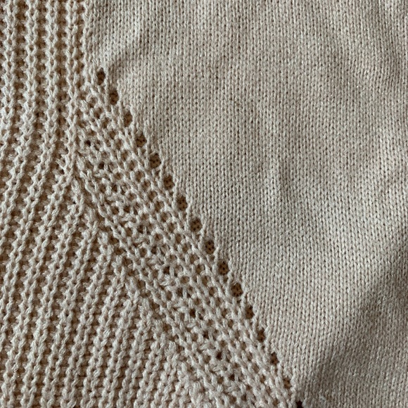 Aeropostale sweater - Picture 4 of 4